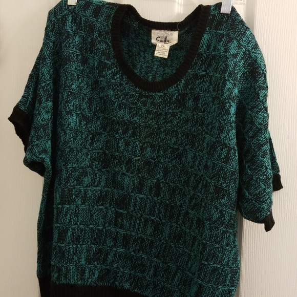 Sweater - Picture 1 of 2